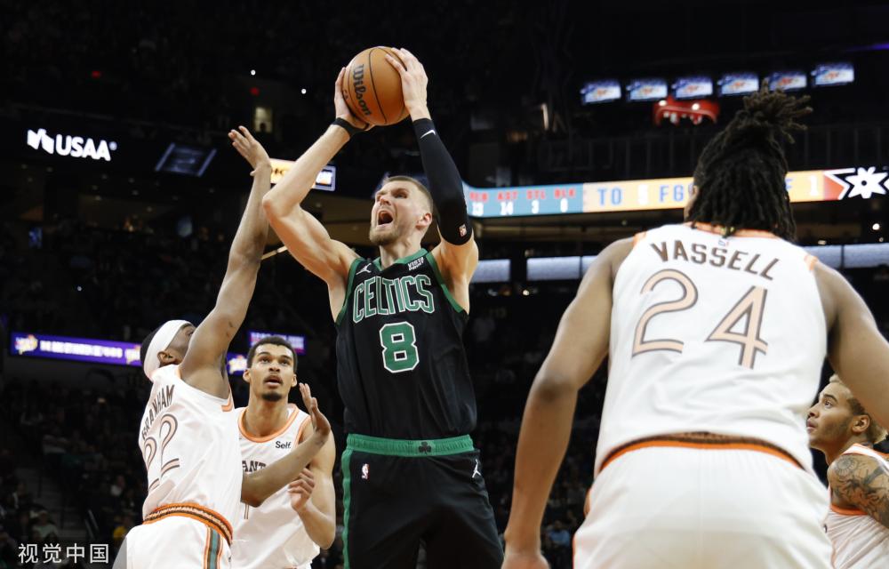 年轻球员的 年轻球员的